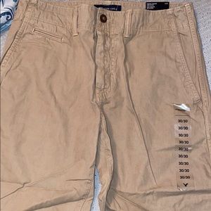 Men’s khaki pants